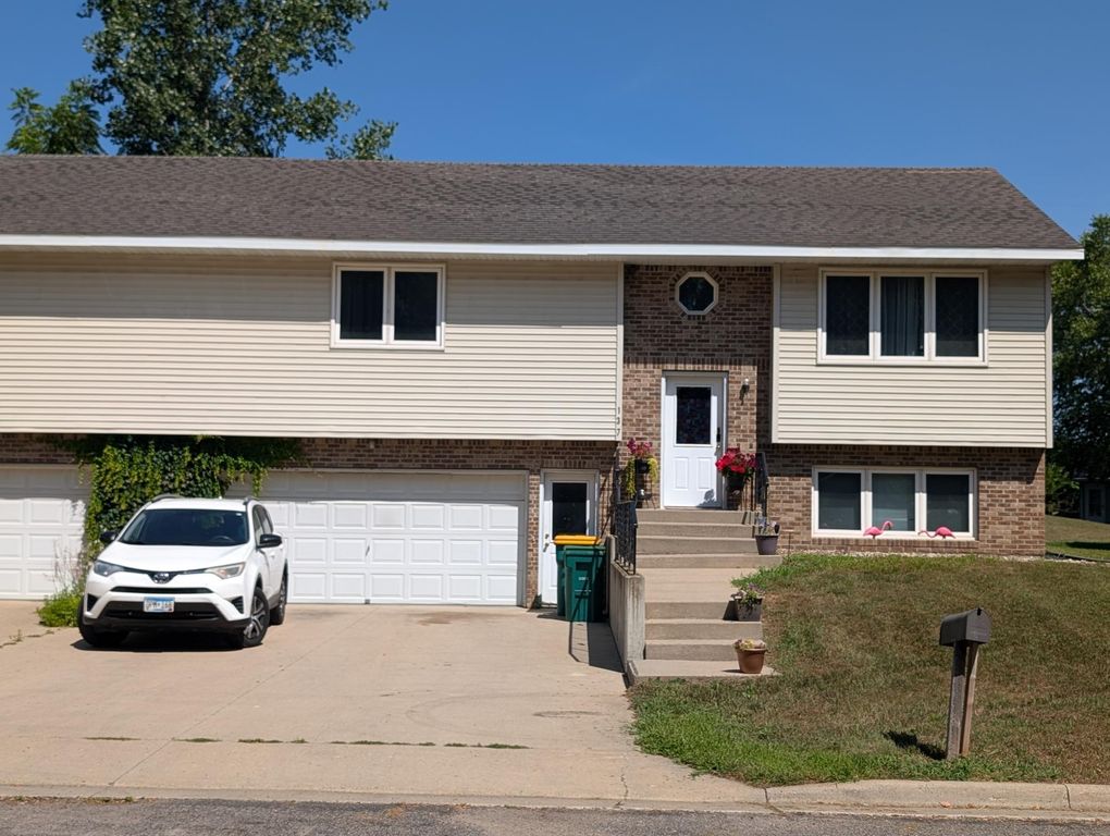 137 Barony Road, Le Sueur, MN 56058 — exterior