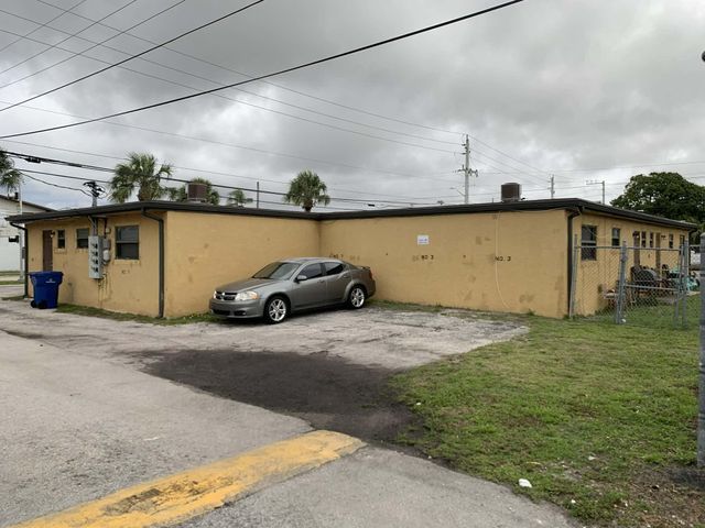 2840 Avenue S, West Palm Beach, FL 33404