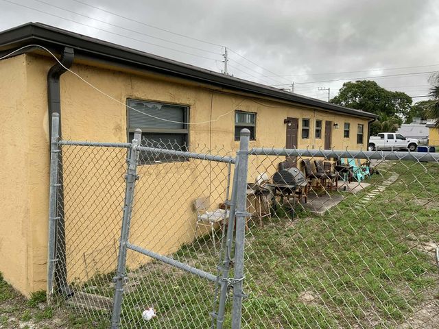 2840 Avenue S, West Palm Beach, FL 33404