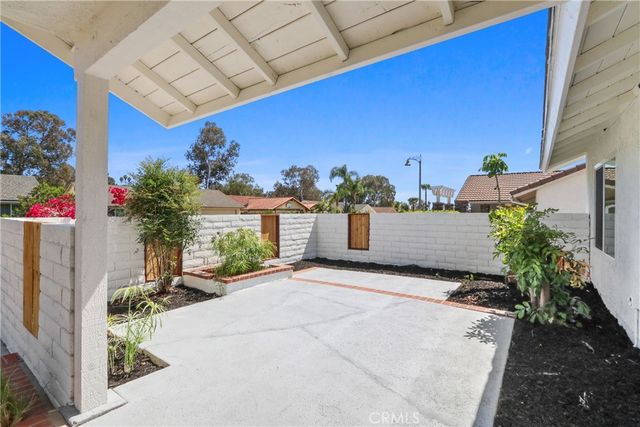 26651 Via Manolete, Mission Viejo, CA 92691