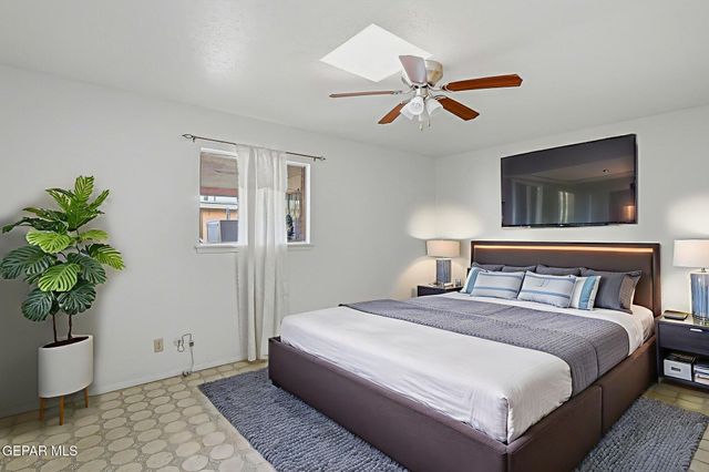 3828 Taylor Avenue, El Paso, TX 79930