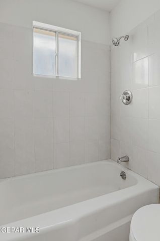 3828 Taylor Avenue, El Paso, TX 79930