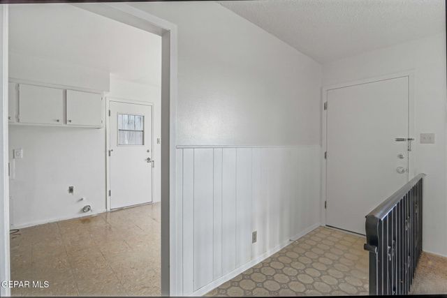 3828 Taylor Avenue, El Paso, TX 79930