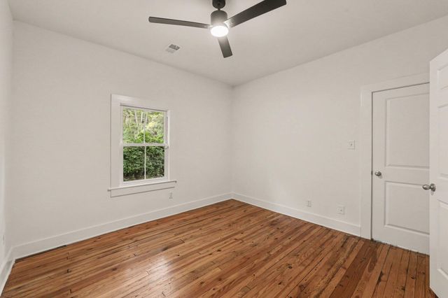 5762 Hwy165, Ravenel, SC 29470