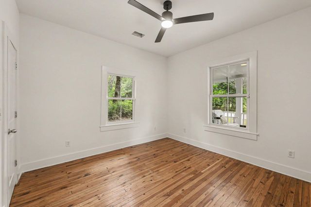 5762 Hwy165, Ravenel, SC 29470