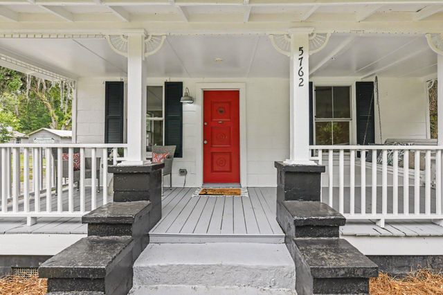5762 Hwy165, Ravenel, SC 29470