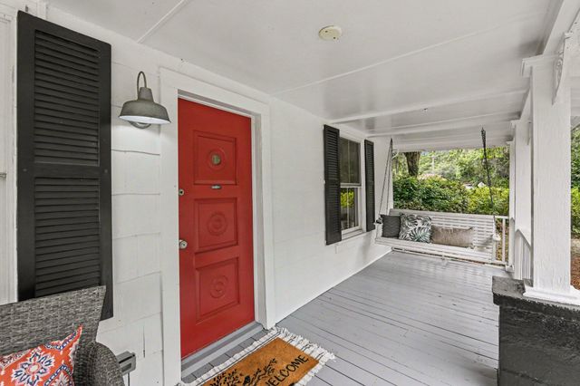 5762 Hwy165, Ravenel, SC 29470