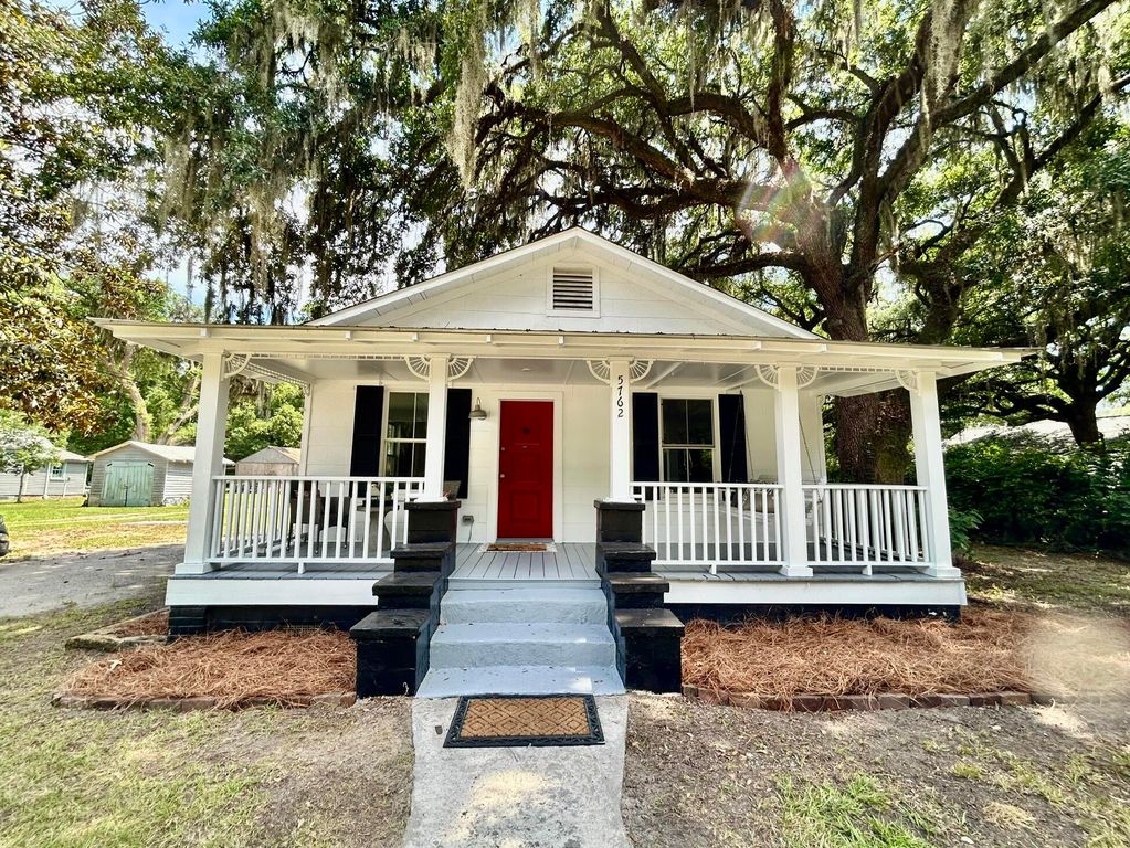 5762 Hwy165, Ravenel, SC 29470