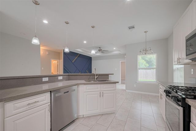 7981 Saint Louis Street, Houston, TX 77028