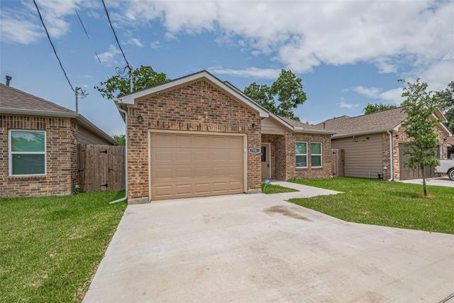 7981 Saint Louis Street, Houston, TX 77028