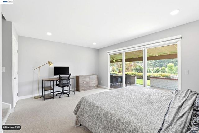 742 Via Zapata, Riverside, CA 92507
