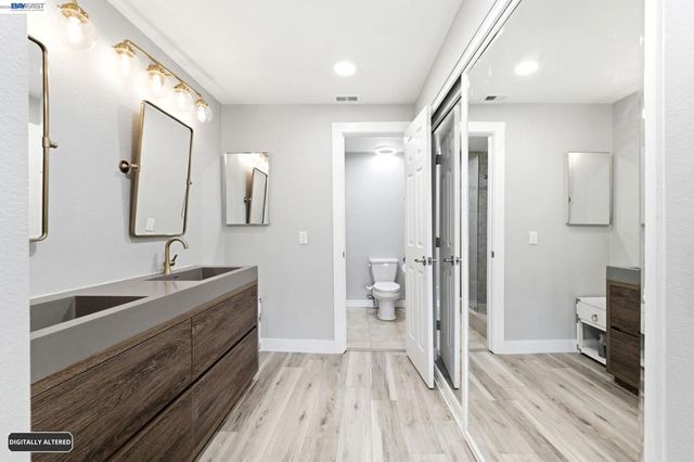 742 Via Zapata, Riverside, CA 92507