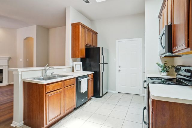 1810 Poinsettia Boulevard, Denton, TX 76208