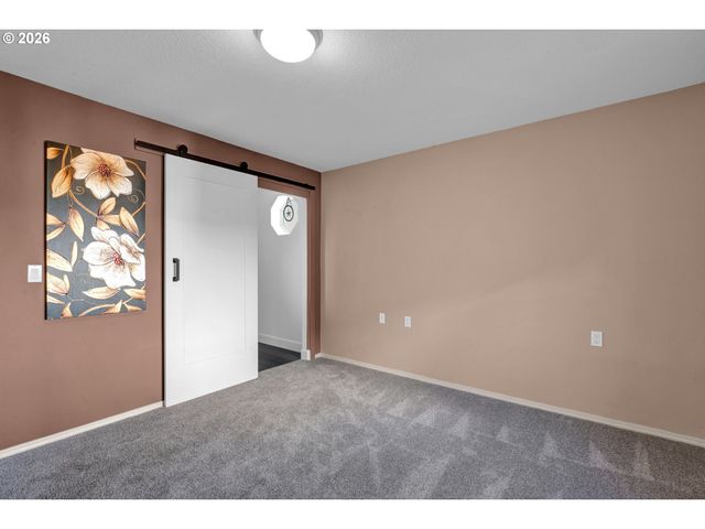 634 Sw EBB Ave, Lincoln City, OR 97367