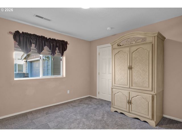 634 Sw EBB Ave, Lincoln City, OR 97367