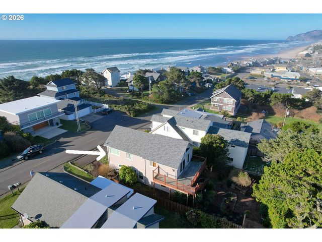 634 Sw EBB Ave, Lincoln City, OR 97367