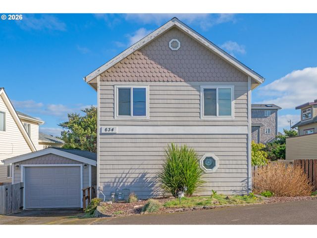 634 Sw EBB Ave, Lincoln City, OR 97367