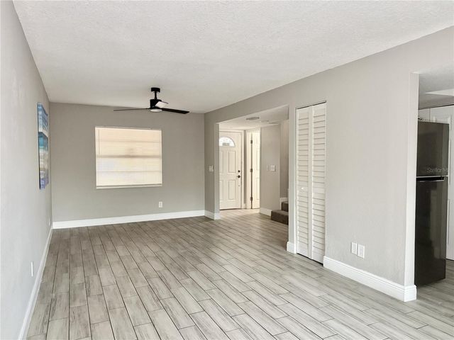 5129 TENNIS COURT CIRCLE, Tampa, FL 33617