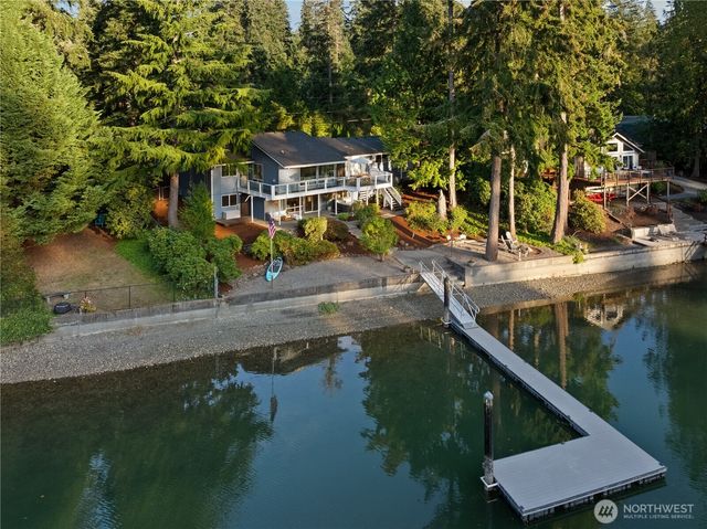 8812 86th Avenue NW, Gig Harbor, WA 98335
