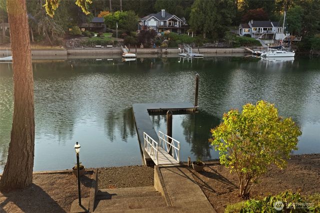 8812 86th Avenue NW, Gig Harbor, WA 98335