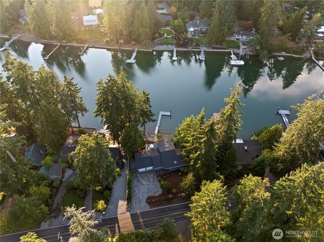 8812 86th Avenue NW, Gig Harbor, WA 98335