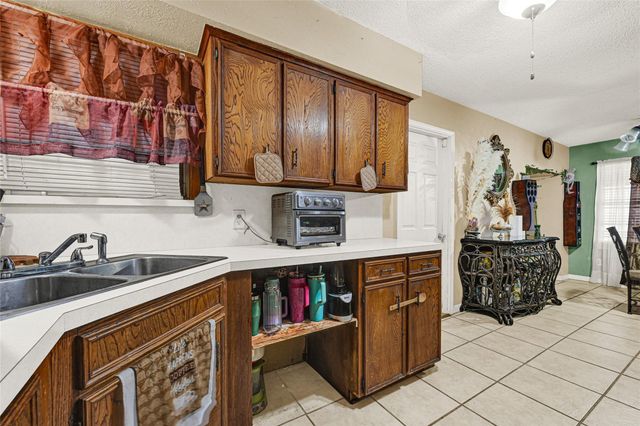 12337 Kayla Lane, Galena Park, TX 77015