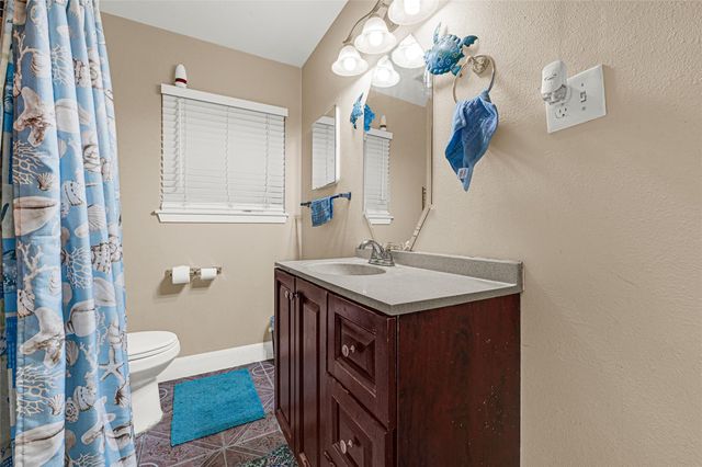 12337 Kayla Lane, Galena Park, TX 77015