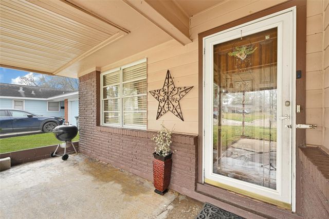 12337 Kayla Lane, Galena Park, TX 77015