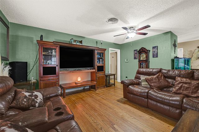 12337 Kayla Lane, Galena Park, TX 77015