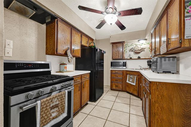 12337 Kayla Lane, Galena Park, TX 77015