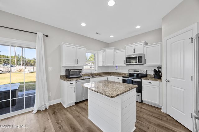 59 Mississippi Drive, Rocky Point, NC 28457