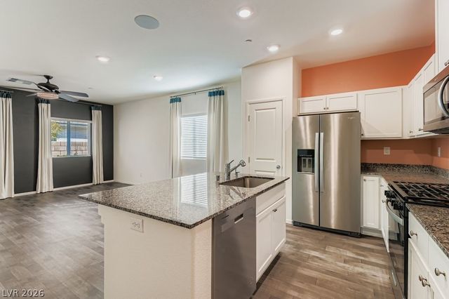 360 Canary Song Drive, Henderson, NV 89011
