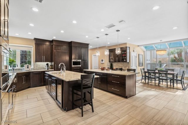 7 Larkside Court, Henderson, NV 89014