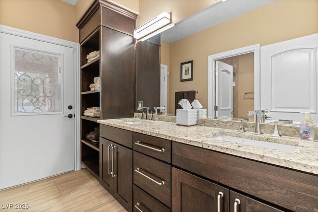 7 Larkside Court, Henderson, NV 89014