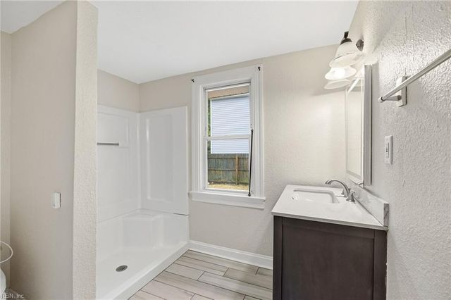 4162 Reid ST, Chesapeake, VA 23324