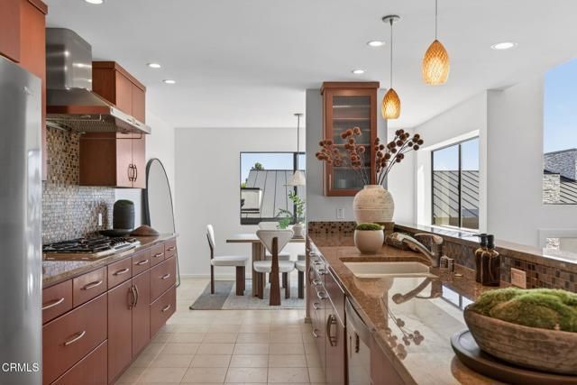 6110 Cobblestone Drive, Ventura, CA 93003