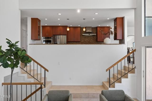 6110 Cobblestone Drive, Ventura, CA 93003