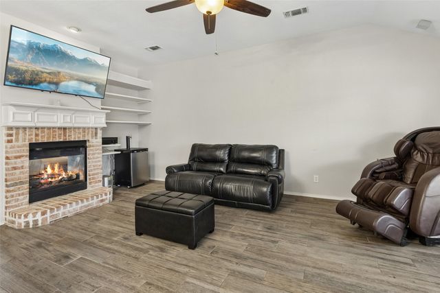 7918 Kings Court, Rowlett, TX 75089