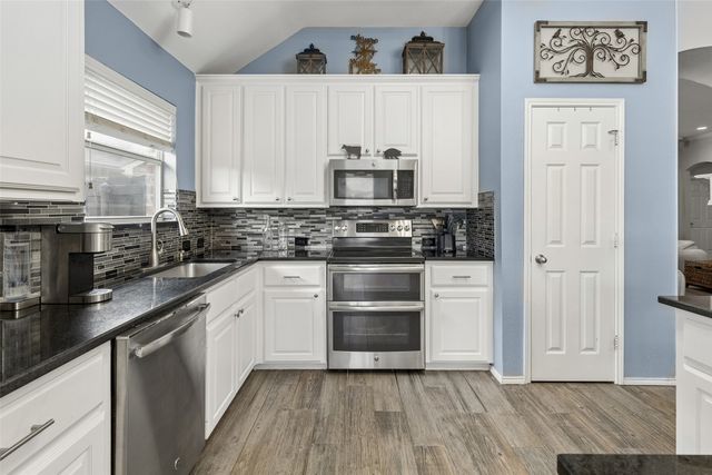 7918 Kings Court, Rowlett, TX 75089