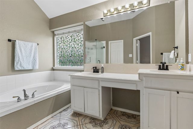 7918 Kings Court, Rowlett, TX 75089