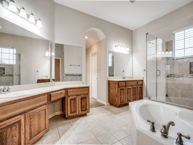 2613 Sandstone Lane, Midlothian, TX 76065