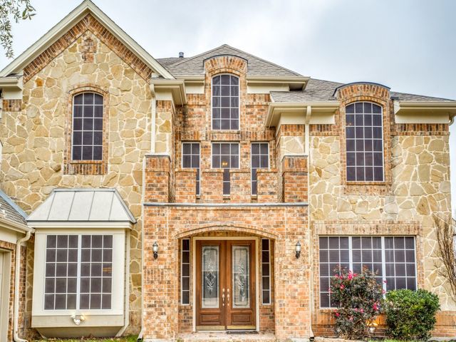 2613 Sandstone Lane, Midlothian, TX 76065