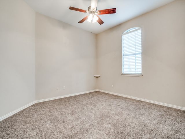 2613 Sandstone Lane, Midlothian, TX 76065