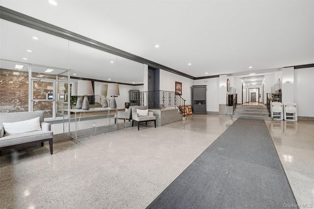 10 N Broadway 1K, White Plains, NY 10601