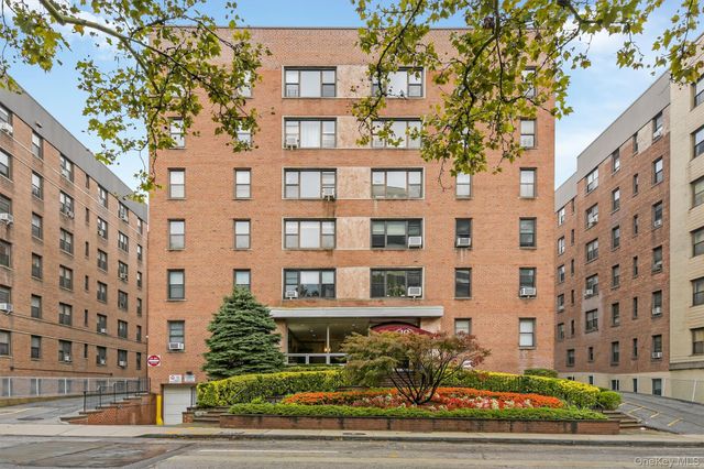 10 N Broadway 1K, White Plains, NY 10601