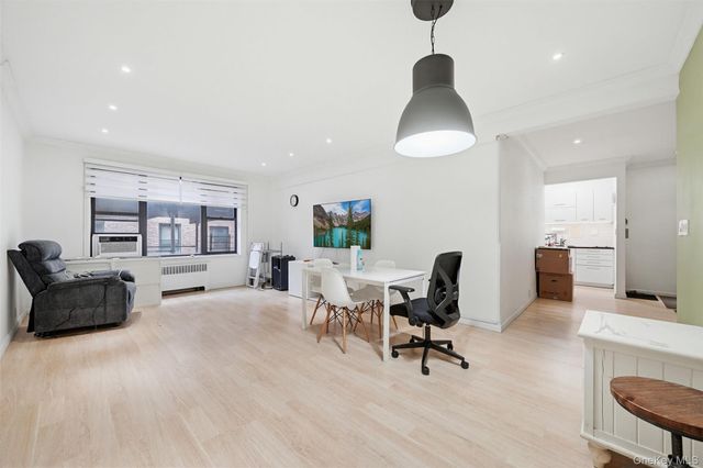 10 N Broadway 1K, White Plains, NY 10601