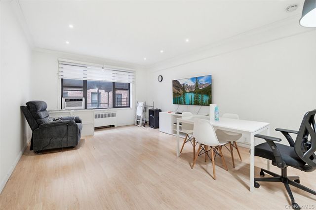 10 N Broadway 1K, White Plains, NY 10601