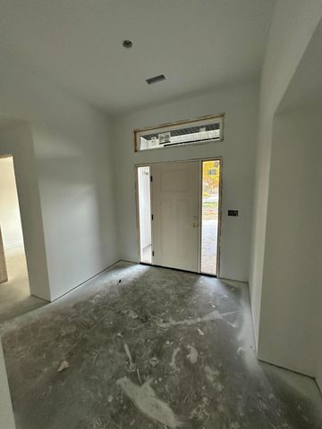 706 N NEO ST, Sturgeon, MO 65284