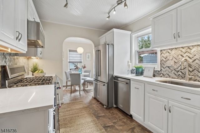 3 Hyde Rd, Bloomfield Twp., NJ 07003