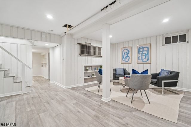 3 Hyde Rd, Bloomfield Twp., NJ 07003